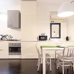 Col Di Lana Modern Apartment In Milan